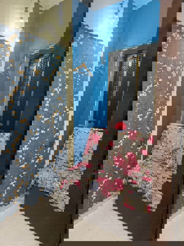 1 Rk+ Pooja Room Apartment For Rent in Santacruz East