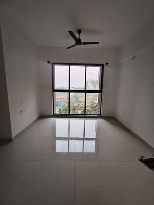 1 BHK Apartment For Sale in Lodha Lakeshore Greens, Dombivli East