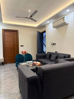 1 BHK + Extra Room Builder Floor For Rent in Chattarpur