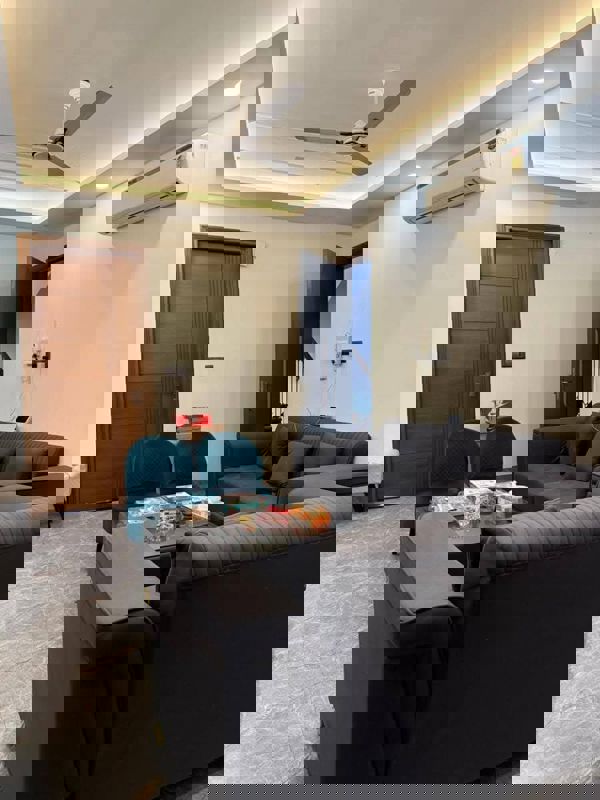 1 BHK + Extra Room Builder Floor For Rent in Chhatarpur Enclave 