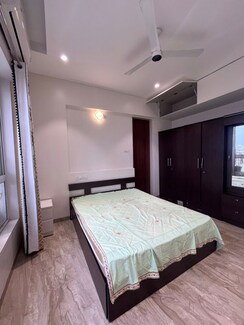 3 BHK Apartment For Rent in VTP Solitaire
