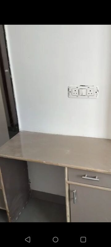 Furnished Amenities in 1 RK Apartment at Sunlight Apartments Sector 44, Sector 44 – for Rent