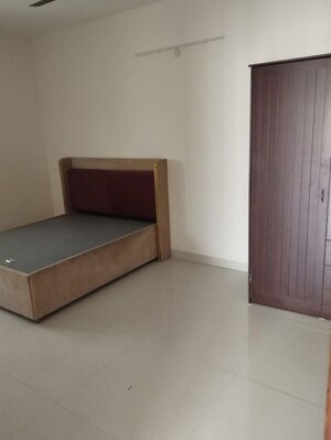 Room in 2 BHK Apartment at My Home Sayuk, Tellapur – for Rent