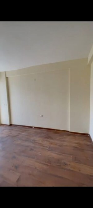 Room in 3 BHK Apartment at Signature Global Park, Sohna Sector 36 – for Rent