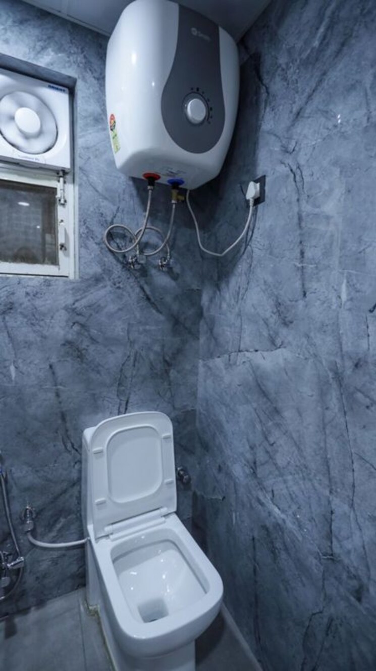 Bathroom, chandak-cornerstone 2 Bedroom 600 Sq.Ft. Apartment In Worli Mumbai 9726983