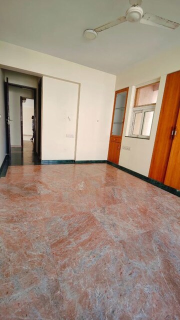 Room in 3 BHK Apartment at Hiranandani Gardens Octavius, Powai – for Sale