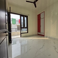 1 BHK + Servant Room Builder Floor For Rent in Chattarpur