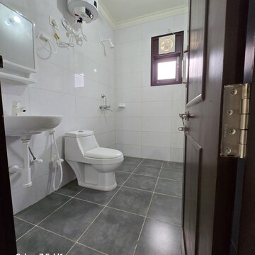 Bathroom in 1 BHK Builder Floor at Chattarpur – for Rent