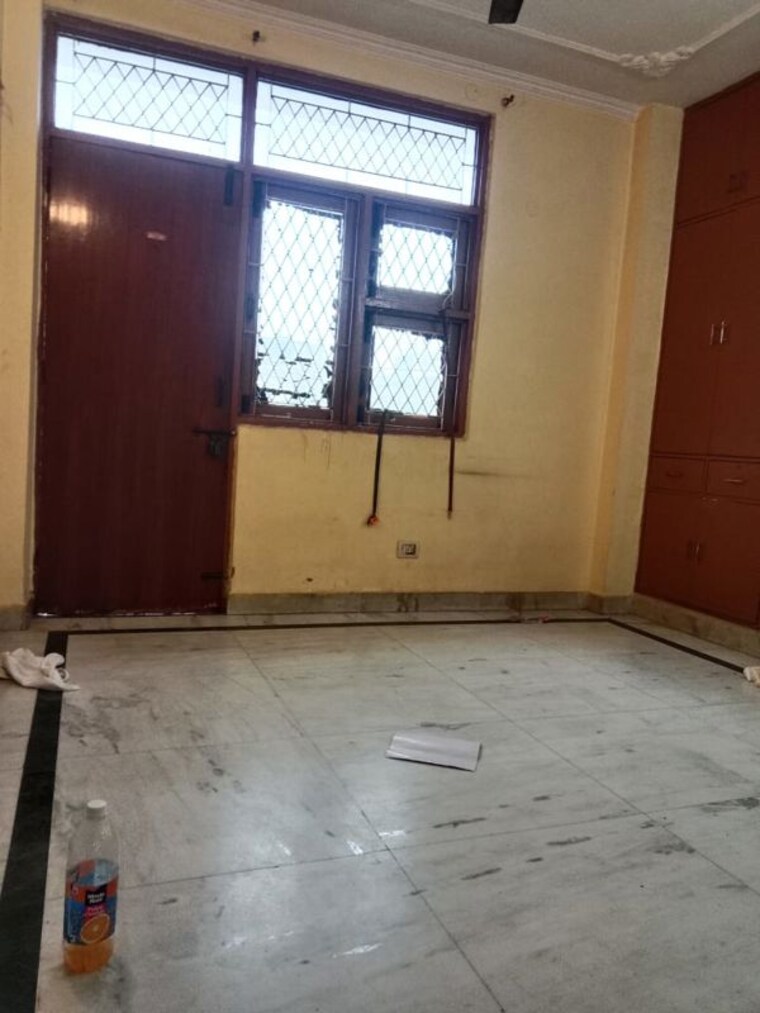 Room, saket 2 Bedroom 900 Sq.Ft. Builder Floor In Saket Delhi 9729796