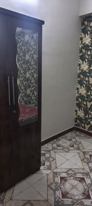 Furnished Amenities in 3 BHK Independent House at Pachpedi Naka – for Rent