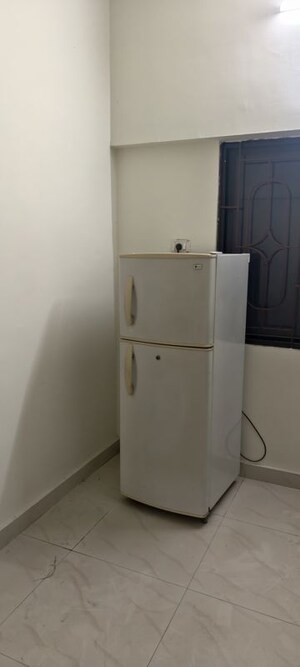 Furnished Amenities in 3 BHK Independent House at Pachpedi Naka – for Rent