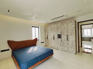 Bedroom in 4 BHK Villa at Lam – for Sale