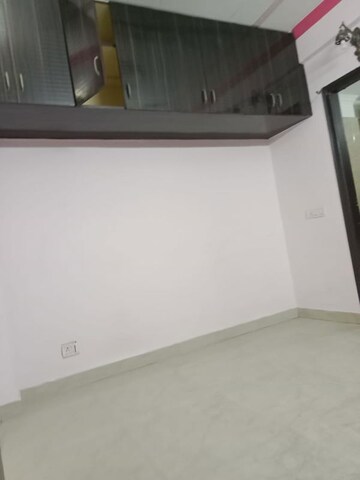 Room in 2 BHK Builder Floor at Saket – for Rent