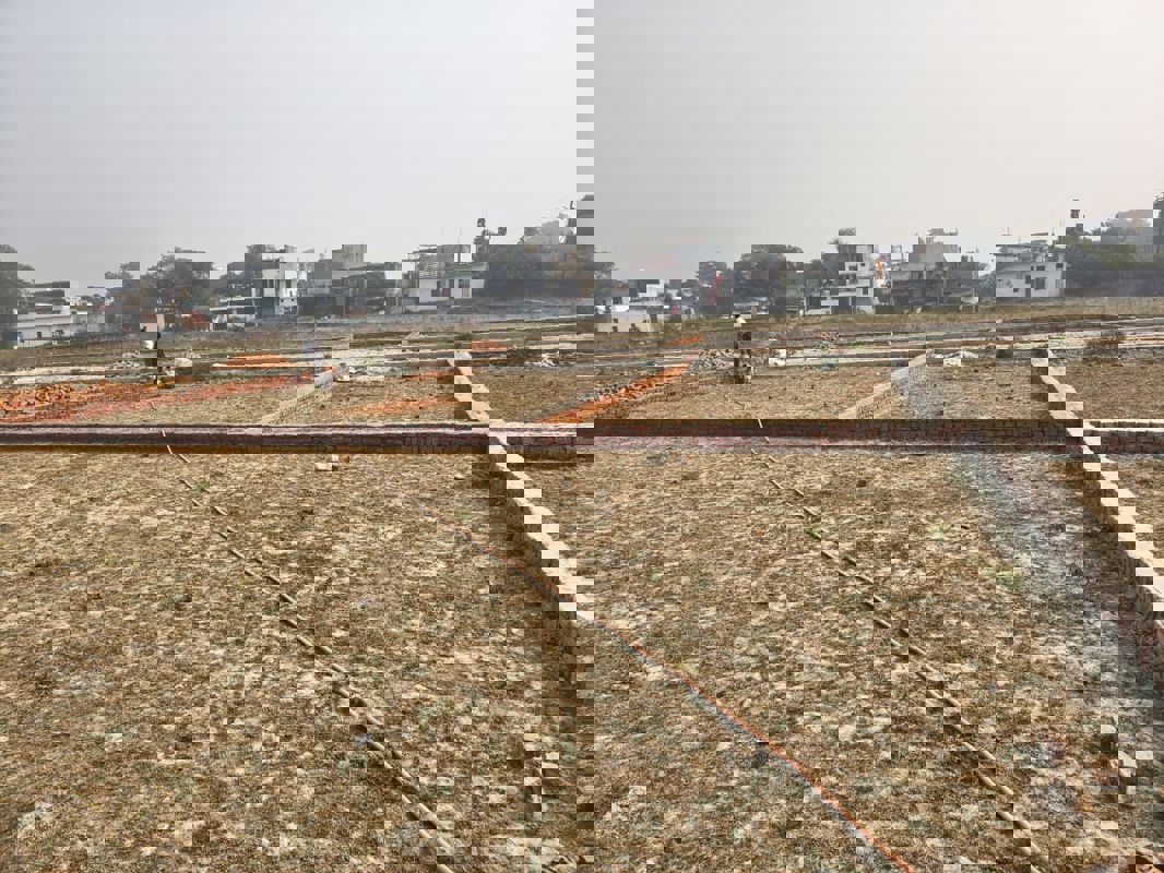 Plot For Sale in Lalit Property 