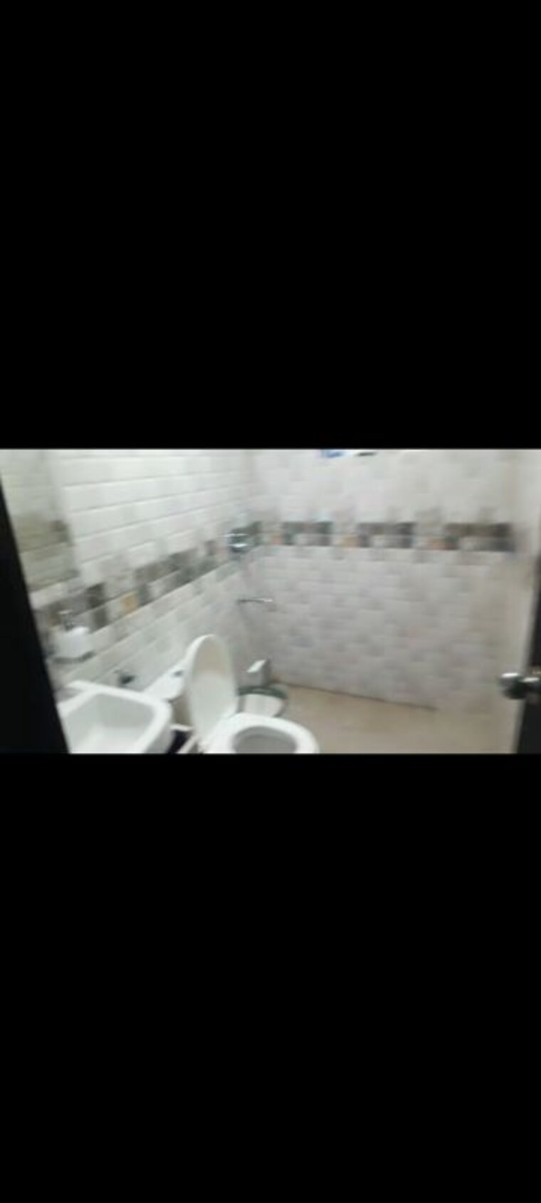 Bathroom, signature-global-park 3 Bedroom 1440 Sq.Ft. Apartment In Sohna Sector 36 Gurgaon 9729821