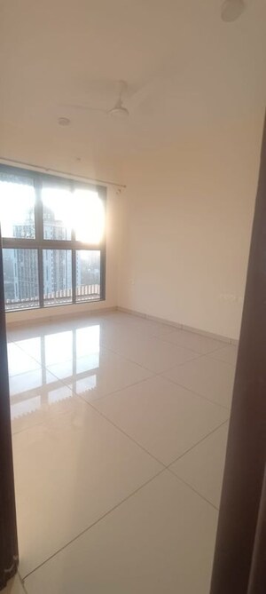 Room in 2 BHK Apartment at Chandak 34 Park Estate, Goregaon West – for Rent