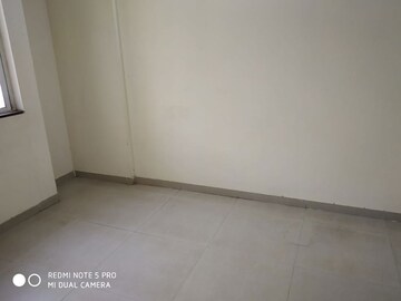 Room in 2 BHK Apartment at Jalan Aura County Pune, Wagholi – for Rent