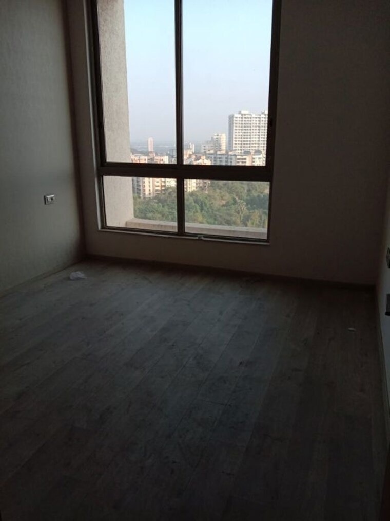 Room, one-hiranandani-park 3 Bedroom 1058 Sq.Ft. Apartment In Ghodbunder Road Thane 9729852