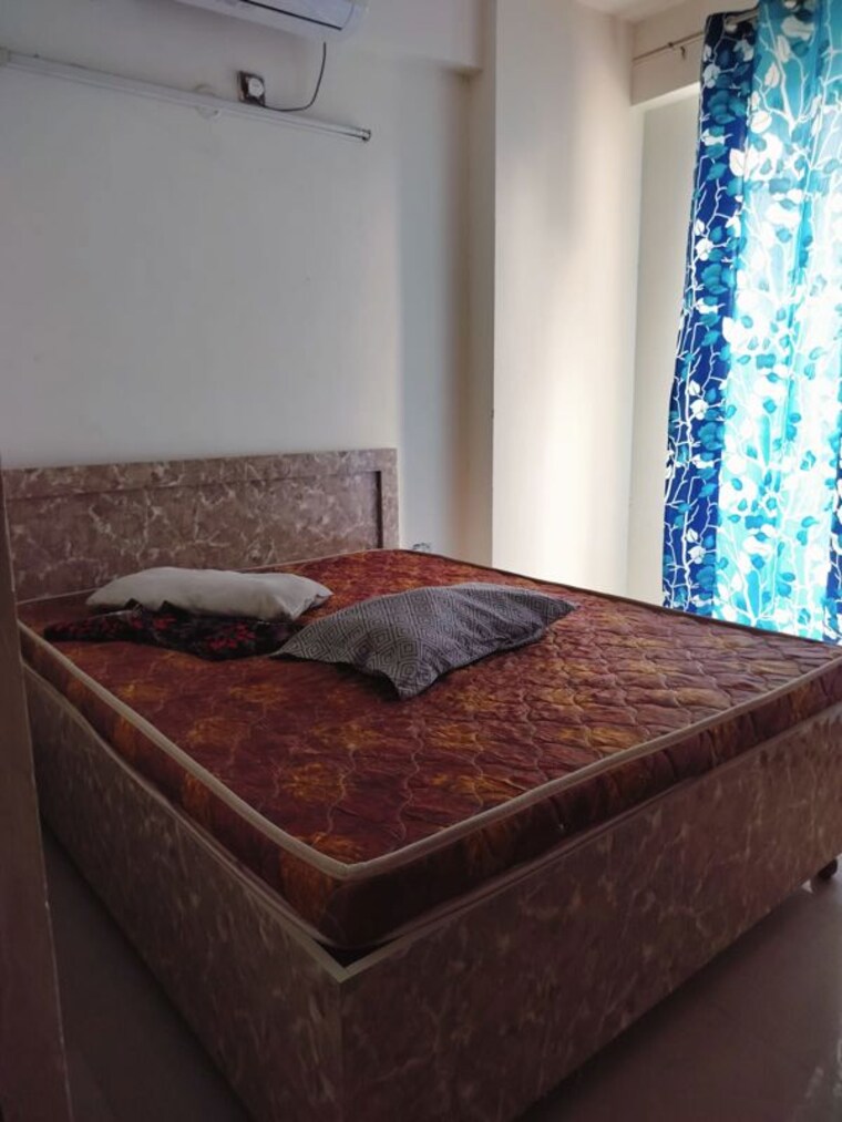 Bedroom, rof-aalayas 3 Bedroom 645 Sq.Ft. Apartment In Sector 102 Gurgaon 9565535