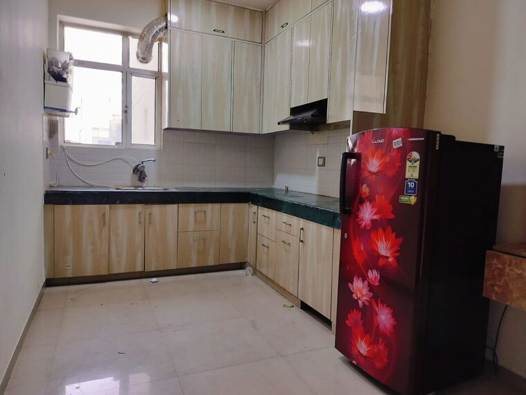 Kitchen, rof-aalayas 3 Bedroom 645 Sq.Ft. Apartment In Sector 102 Gurgaon 9565535