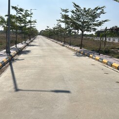Plot For Sale in Nandigama