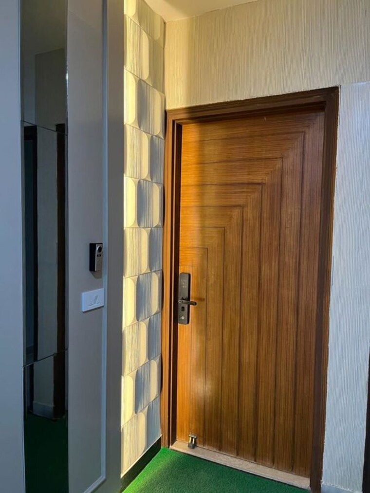 Nearby, maya-green-lotus-utsav 3 Bedroom 2100 Sq.Ft. Apartment In International Airport Road Zirakpur 9729831