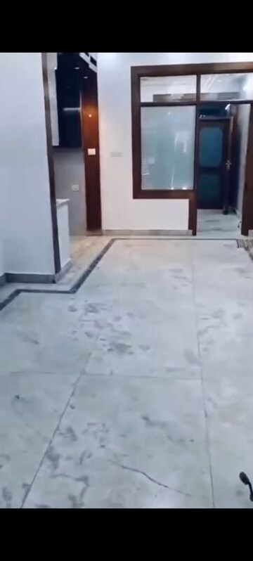 Room in 2 BHK Builder Floor at Vaishali Sector 2 – for Sale