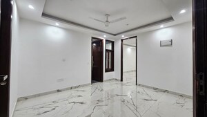 Room in 2 BHK Apartment at Saket – for Rent