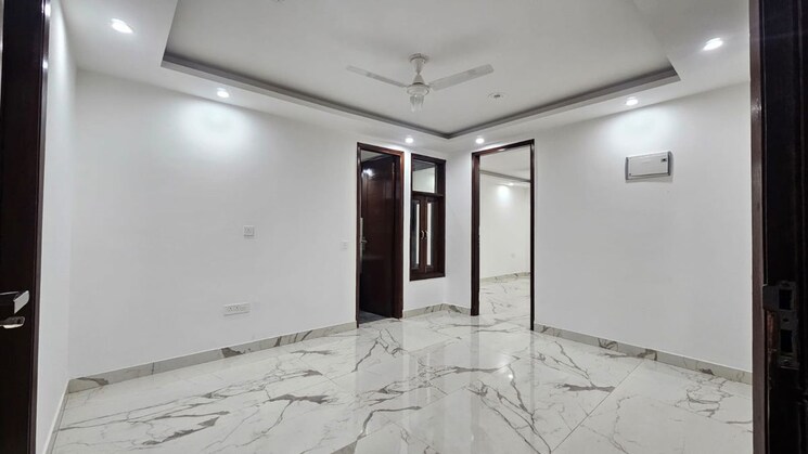 Room, saket 2 Bedroom 950 Sq.Ft. Apartment In Saket Delhi 9729867