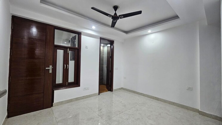 Room, saket 2 Bedroom 950 Sq.Ft. Apartment In Saket Delhi 9729867