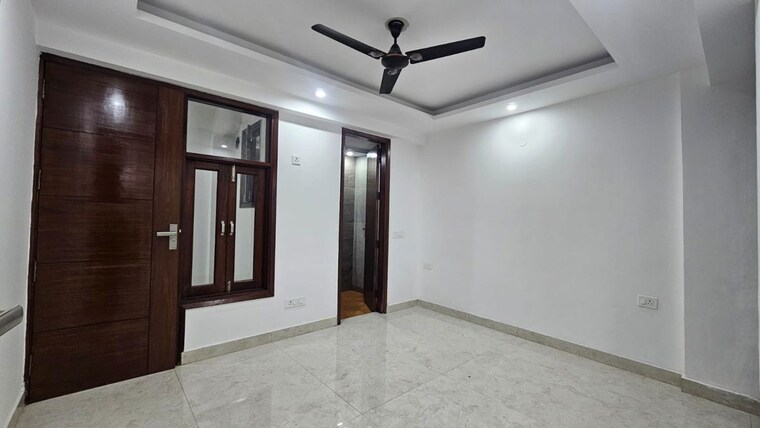 Room, saket 2 Bedroom 950 Sq.Ft. Apartment In Saket Delhi 9729867