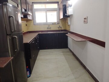 Kitchen in 3 BHK Builder Floor at Kohli One Malibu Town, Sector 47 – for Sale