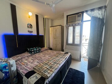 Bedroom in 1 BHK Builder Floor at Saket – for Rent