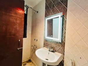 Bathroom in 1 BHK Builder Floor at Saket – for Rent