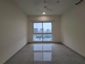 Room in 2 BHK Apartment at K Raheja Reserve, Mohammadwadi – for Rent