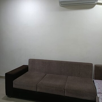 Bedroom in 2.5 BHK Apartment at Gaur City 2 - 12th Avenue, Sector 16c Greater Noida – for Rent