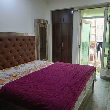 2.5 BHK Apartment For Rent in Gaur City 2 - 12th Avenue, Sector 16c Greater Noida
