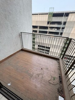 2 BHK + Servant Room Apartment For Rent in Lodha Casa Lagoona