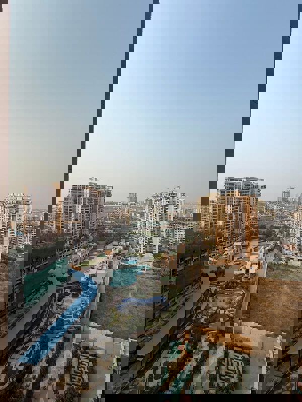 3 BHK + Extra Room Apartment For Rent in K Raheja Reserve