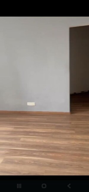 Room in 3 BHK Apartment at Raheja Vedaanta, Sector 108 – for Rent