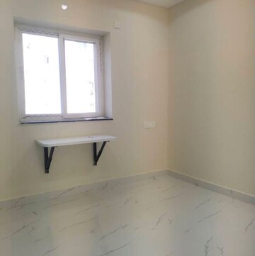 Room in 2 BHK Apartment at SSV Residency Kondapur, Masjid Banda – for Rent