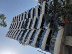 4 BHK + Servant Room Apartment For Sale in Bandra West
