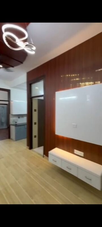 Room in 3 BHK Builder Floor at Vaishali Sector 4 – for Sale