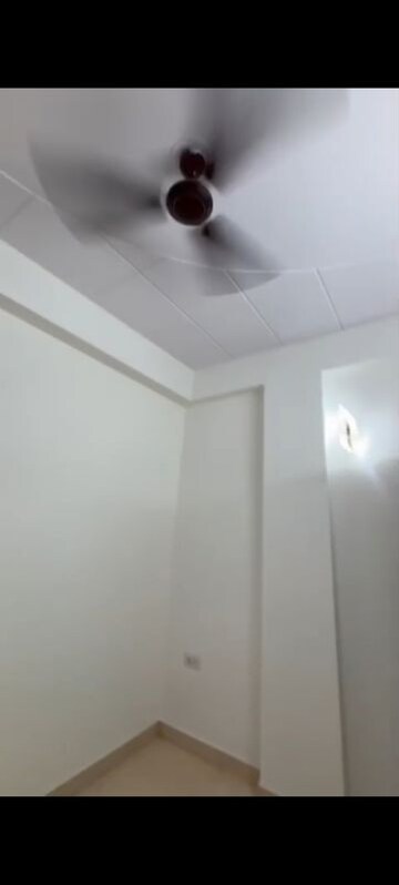 Room in 3 BHK Builder Floor at Vaishali Sector 4 – for Sale