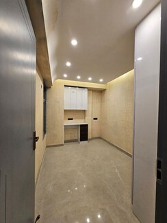 4 BHK + Pooja Room,Study Room Apartment For Sale in Tulip Purple