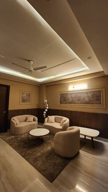 3 BHK Builder Floor For Rent in Chattarpur