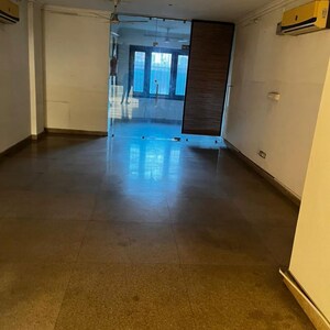 Room in 4 BHK Builder Floor at Vasant Vihar – for Rent