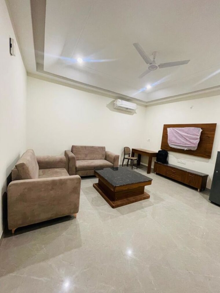 Living Room, sector 39 1 Bedroom 700 Sq.Ft. Builder Floor In Sector 39 Gurgaon 9730000