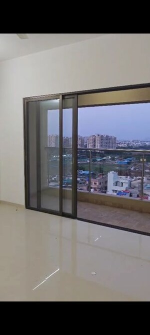 3 BHK Apartment For Rent in Greens Laurel, Thergaon