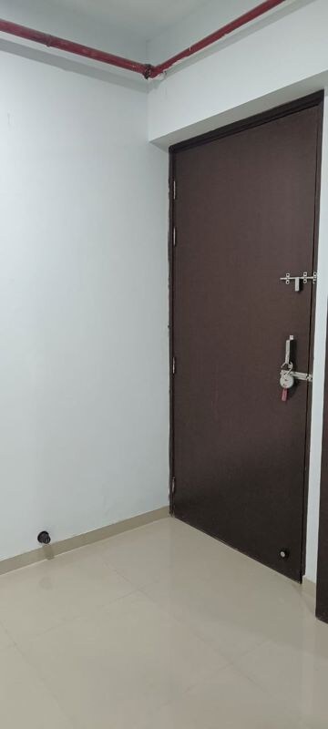 Furnished Amenities in 1 BHK Apartment at Highland Pearl, Thane West – for Rent